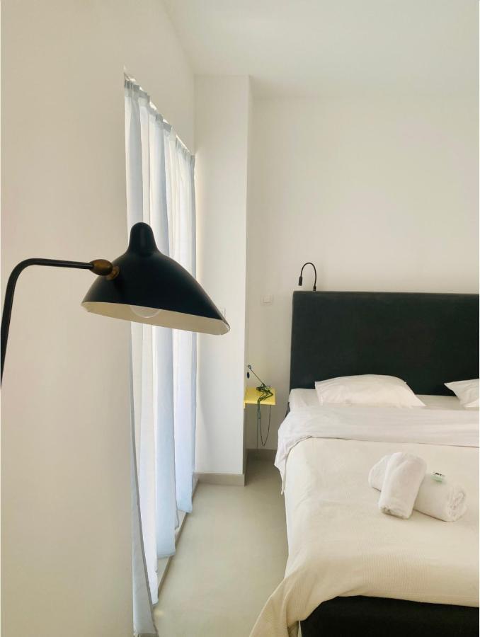 Your Lovely Central Home In Buzzing Exarchia Athen Exterior foto